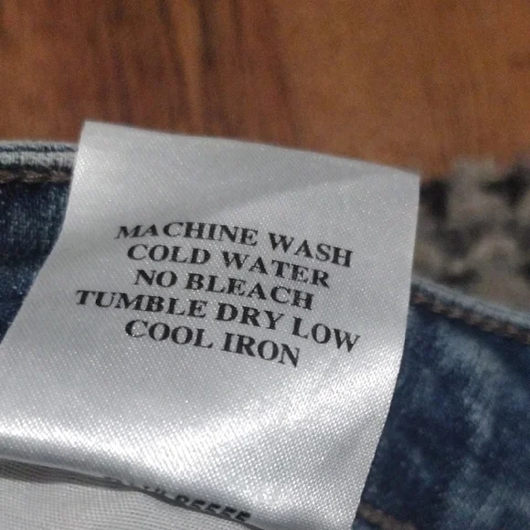 Eunina Distressed Skinny Jeans in Blue - Picture 4 of 13